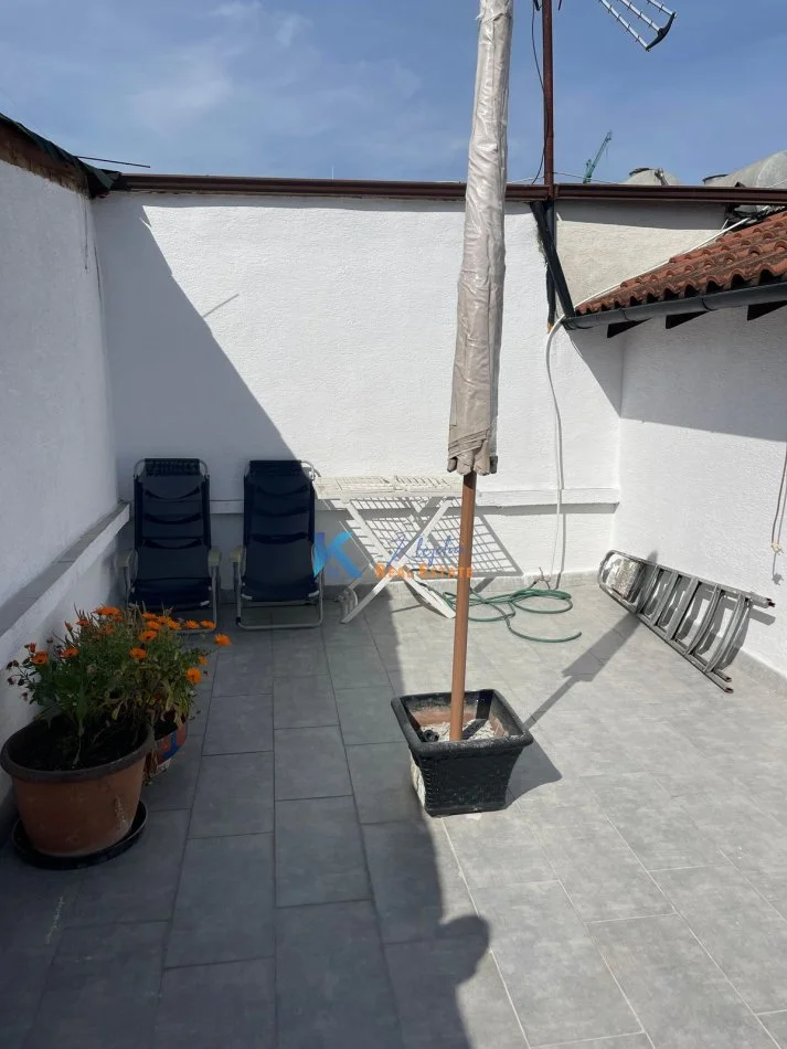 Tirane, jap me qera apartament 2+1+Ballkon Kati 4, 140 m² 600 € (Stadiumi Dinamo)