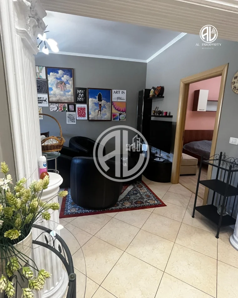 Durres, jepet me qera 1+1 Kati 5, 400 € 