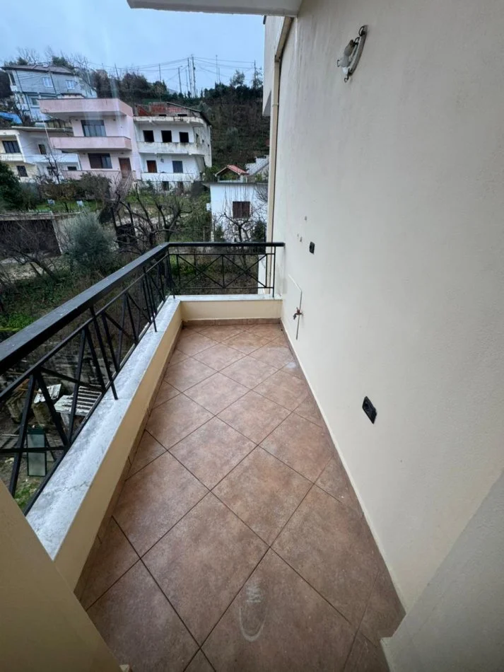 Apartament 2+1 Kati 3, 90 m² 350 € (Kombinat)