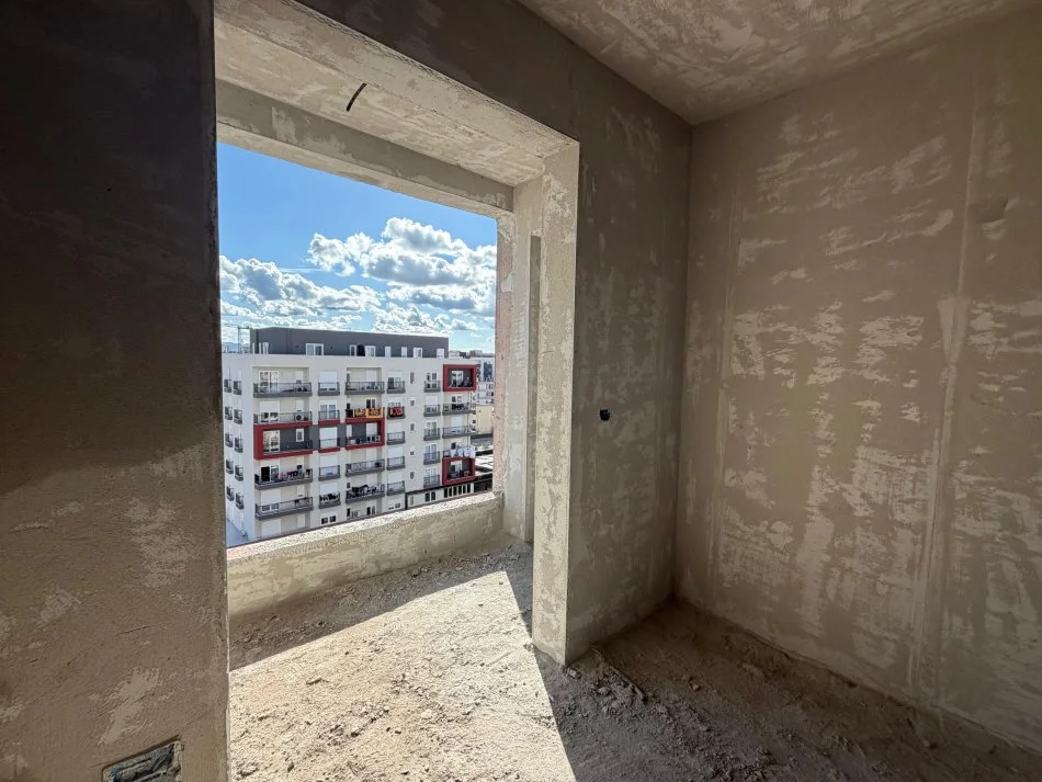 Tirane, shitet apartament 1+1+Ballkon Kati 8, 67 m² 53.700 € (Rrethi Ullirit, Kamez)