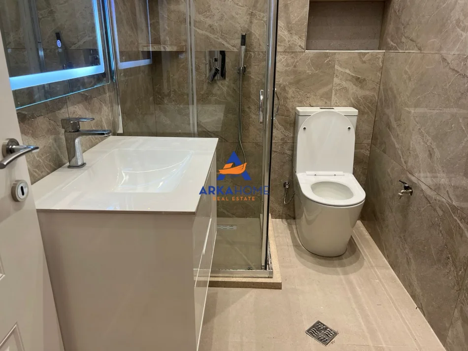 Tirane, shitet apartament 2+1+Ballkon Kati 2, 76 m² 125.000 € 