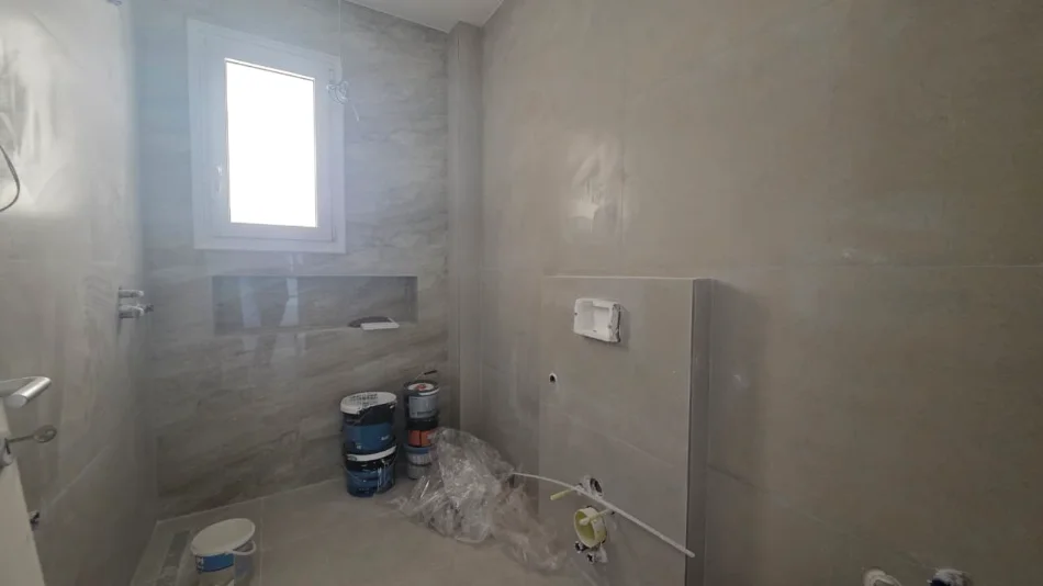 Vlore, shitet apartament 2+1 Kati 8, 120 m² 175.000 € (Rruga Gjergj Kastrioti (Transballkanike), Vlorë)