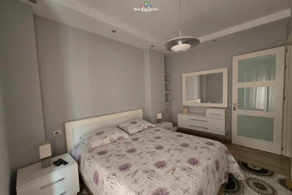 Tirane, jepet me qera apartament 2+1 Kati 4, 90 m² 620 € (Kompleksi Magnet)