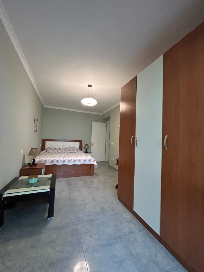 Durres, jepet me qera apartament 1+1+Ballkon , 62 m² 450 € (Rruga Ankona, Nd.44, Plazh - Skembi i Kavajes)