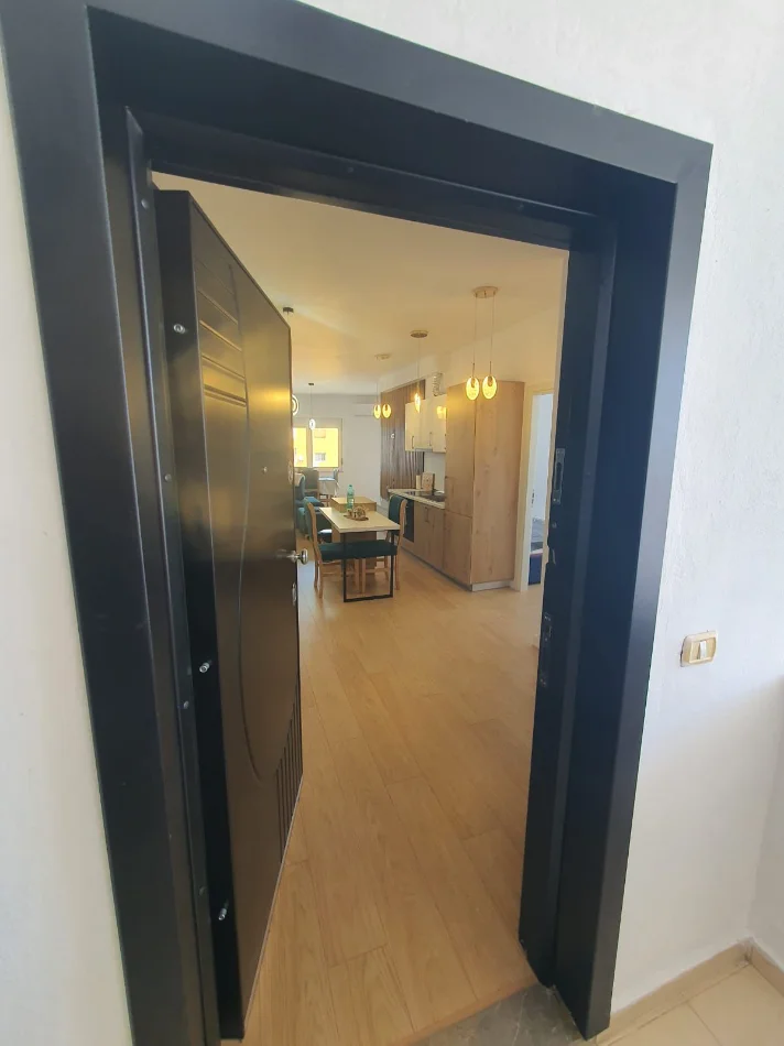Durres, shes apartament 2+1 Kati 8, 85 m² 125.000 € (rruga pavarsia)