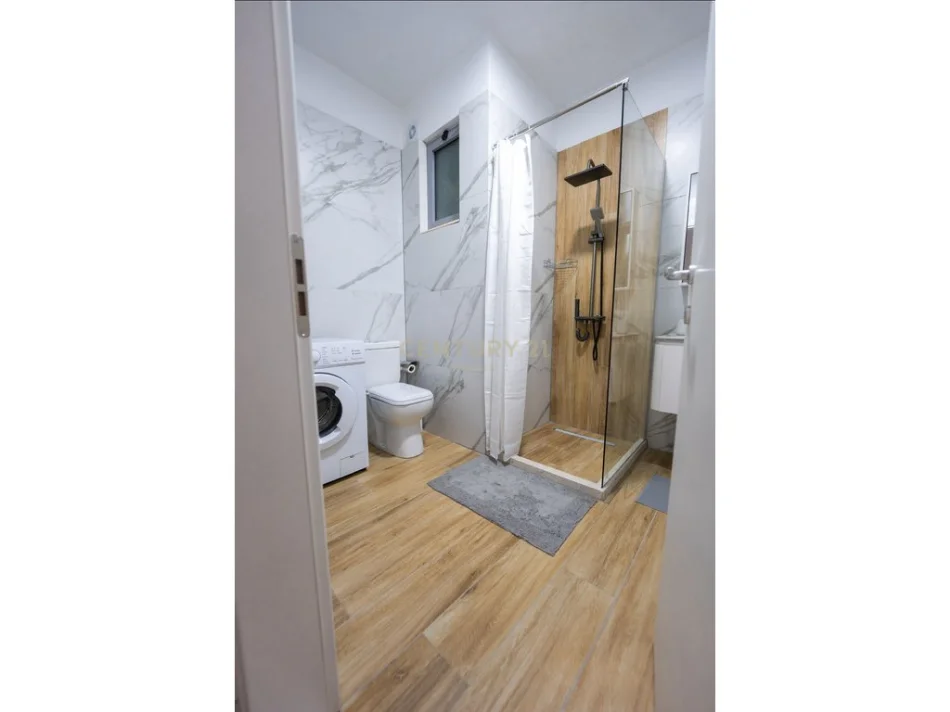 Durres, shes apartament 2+1 Kati 3, 90 m² 120.000 € (Shkembi i Kavajes)