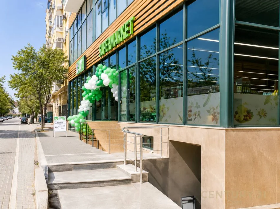 Tirane, shes ambjent biznesi Kati 1, 190 m² 220.000 € 
