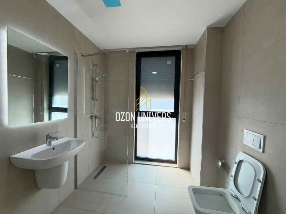 Tirane, jepet me qera apartament 2+1+Ballkon Kati 4, 117 m² 800 € (Akses Tirana, ish Dogana)