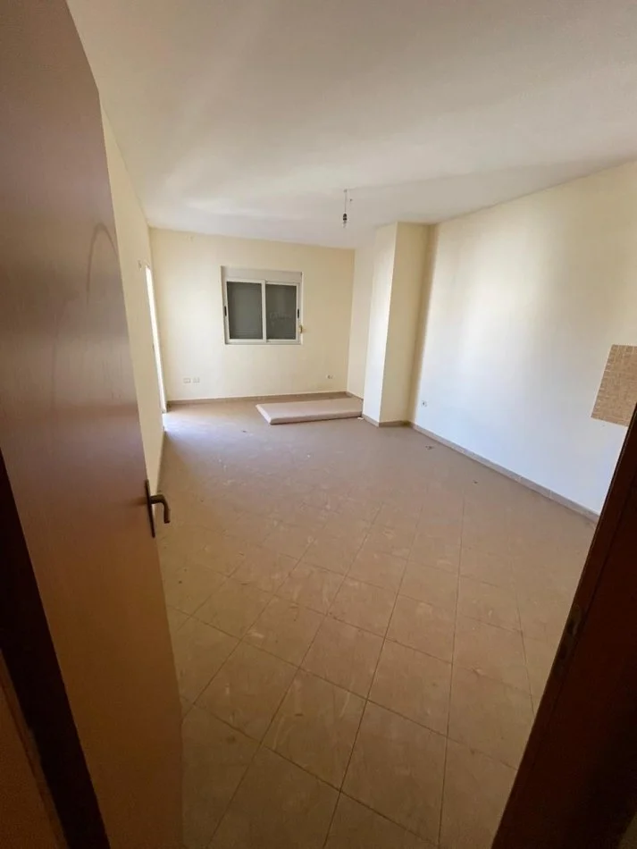 Durres, shitet apartament 1+1+Ballkon Kati 6, 70 m² 75.000 € 