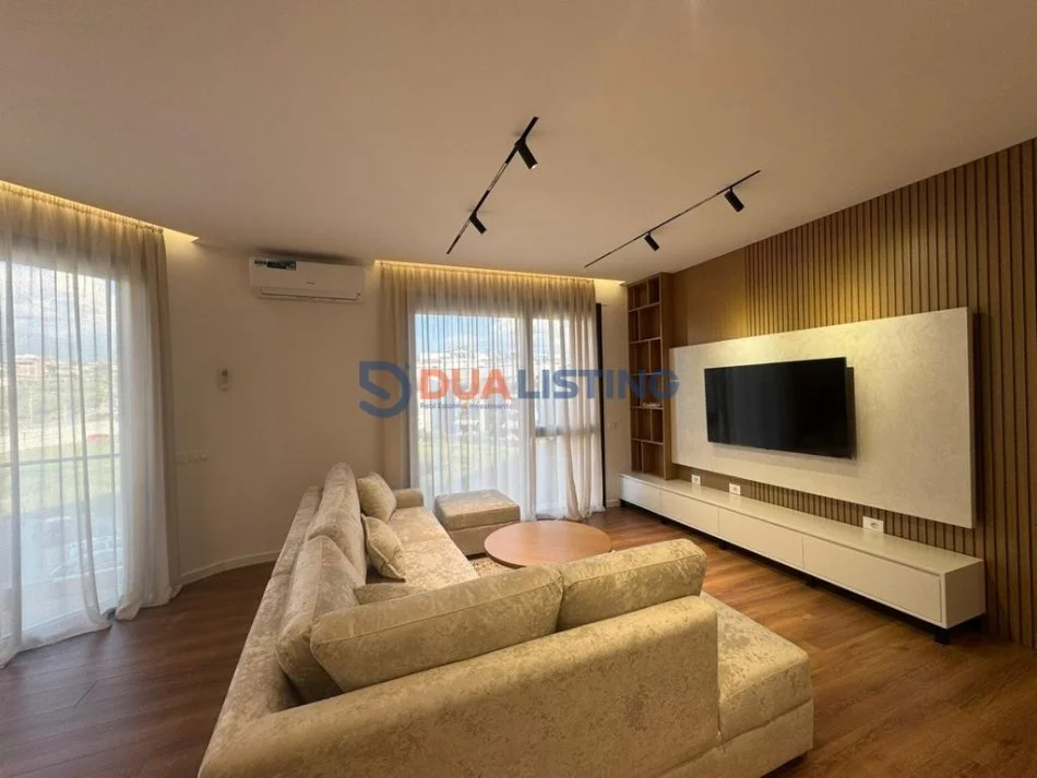 Tirane, jepet me qera apartament 2+1+Ballkon Kati 2, 110 m² 1.300 € (Liqeni i Thate)