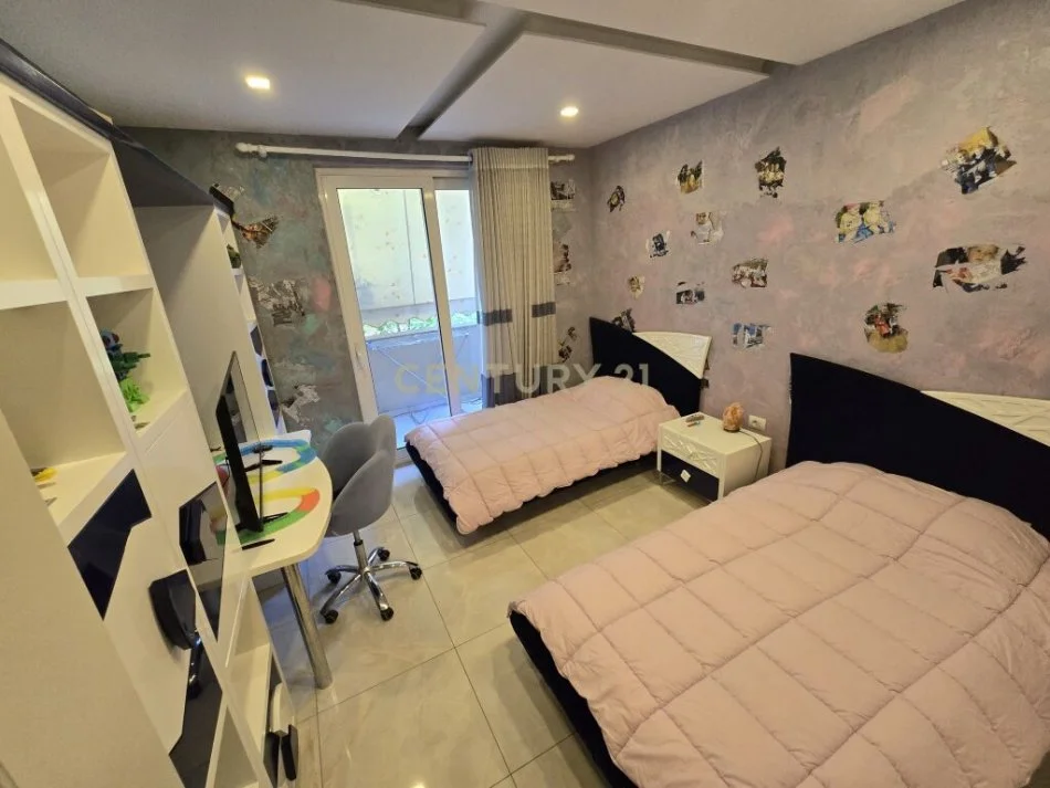 Tirane, shitet apartament 2+1 Kati 3, 107 m² 225.000 € (Liqeni i Thate)