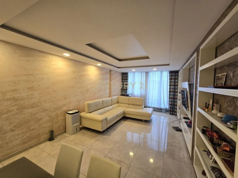 Tirane, shitet apartament 2+1 Kati 3, 107 m² 225.000 € (Liqeni i Thate)