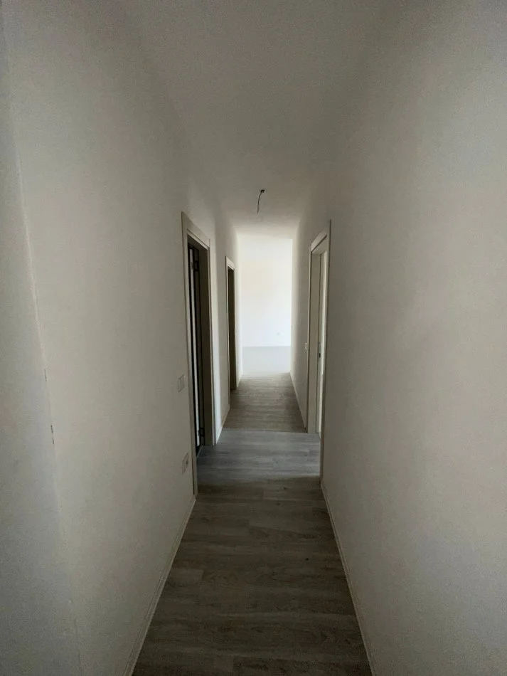 Tirane, shitet apartament 2+1 Kati 6, 109 m² 135.700 € (Astir)