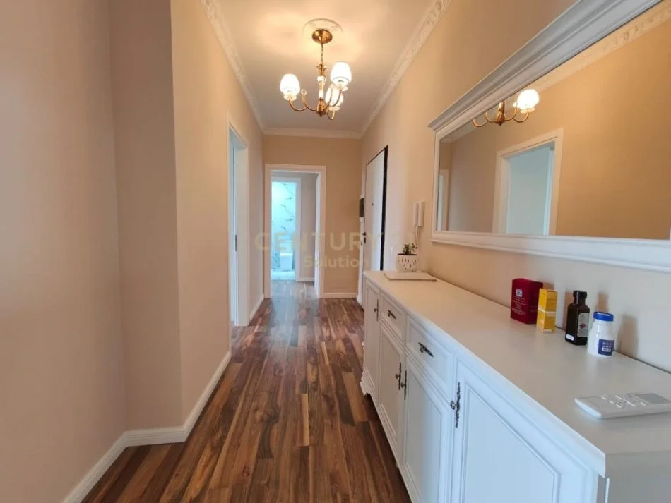 Tirane, shitet 2+1+Ballkon Kati 3, 124 m² 230.000 € (LIQENI I THATE)