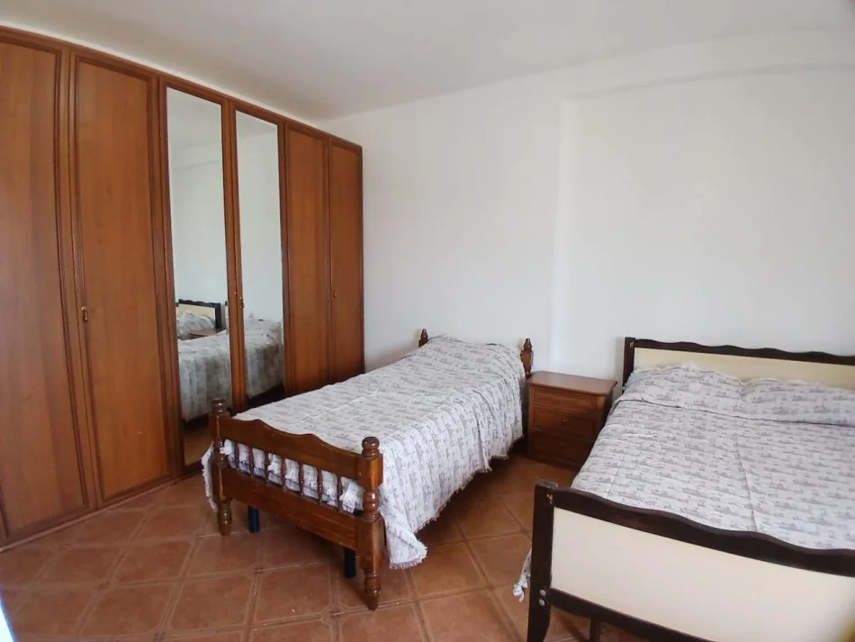 Tirane, jepet me qera apartament 2+1+Ballkon Kati 10, 100 m² 600 € 