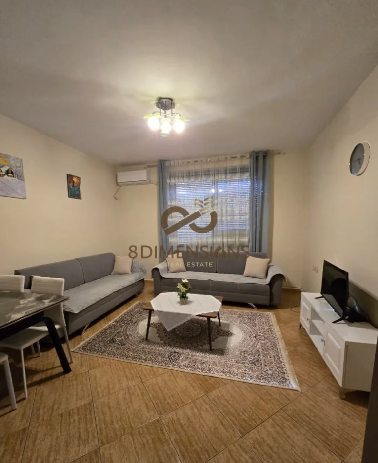 Jepet me qera Apartament 2+1 ne Rrugen e Kosovarve (D8242A-223)