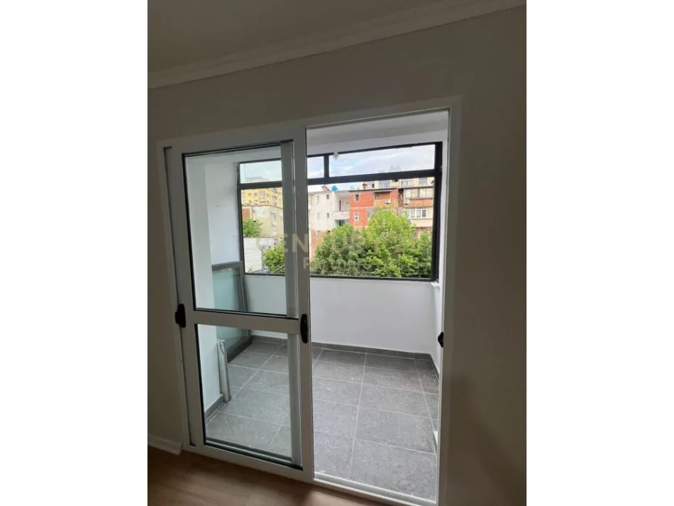 Tirane, shitet apartament 1+1 , 56 m² 87.000 € (Ferit Xhajko)