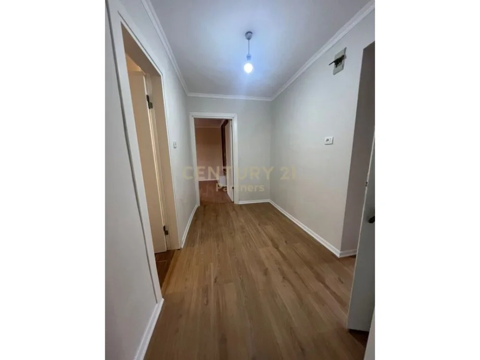 Tirane, shitet apartament 1+1 Kati 3, 56 m² 87.000 € 