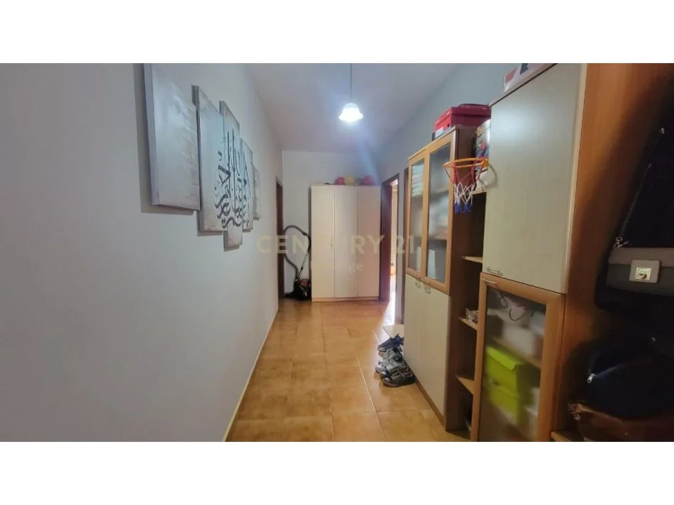Tirane, shitet 2+1+Ballkon Kati 7, 124 m² 235.001 € 