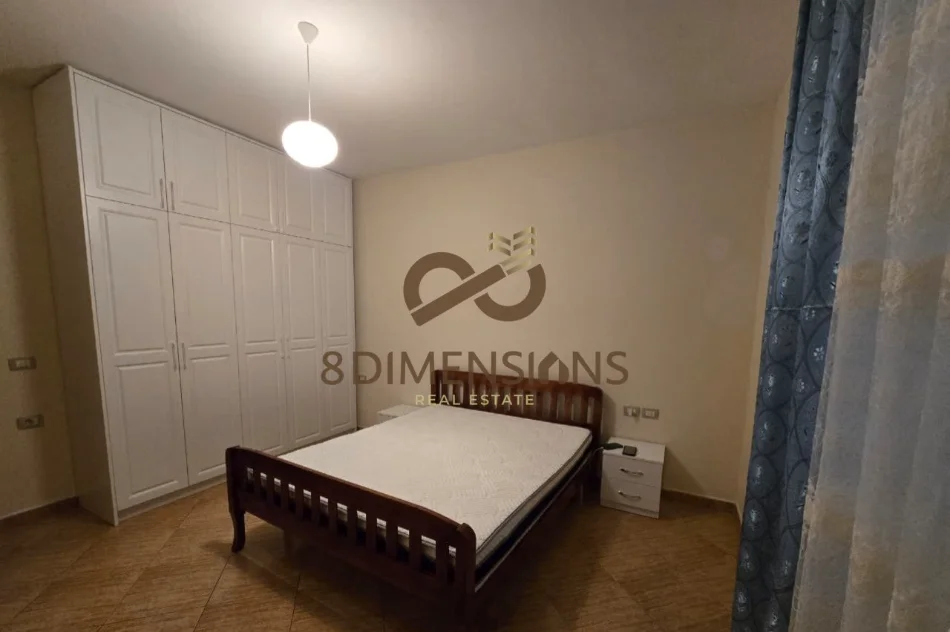 Jepet me qera Apartament 2+1 ne Rrugen e Kosovarve (D8242A-223)