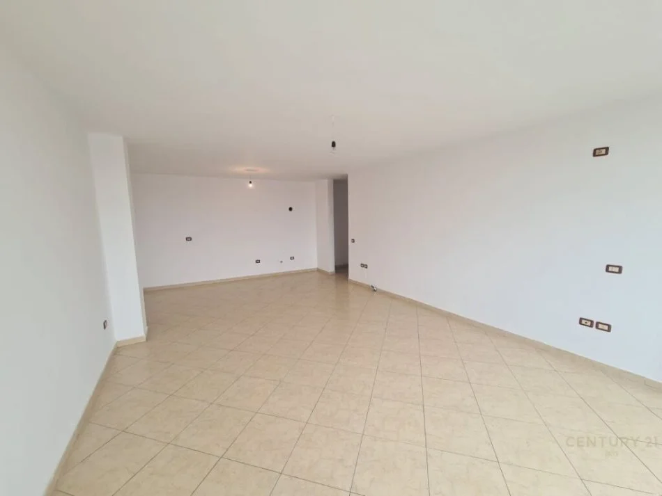 Tirane, shitet apartament 2+1 Kati 5, 122 m² 156.000 € 