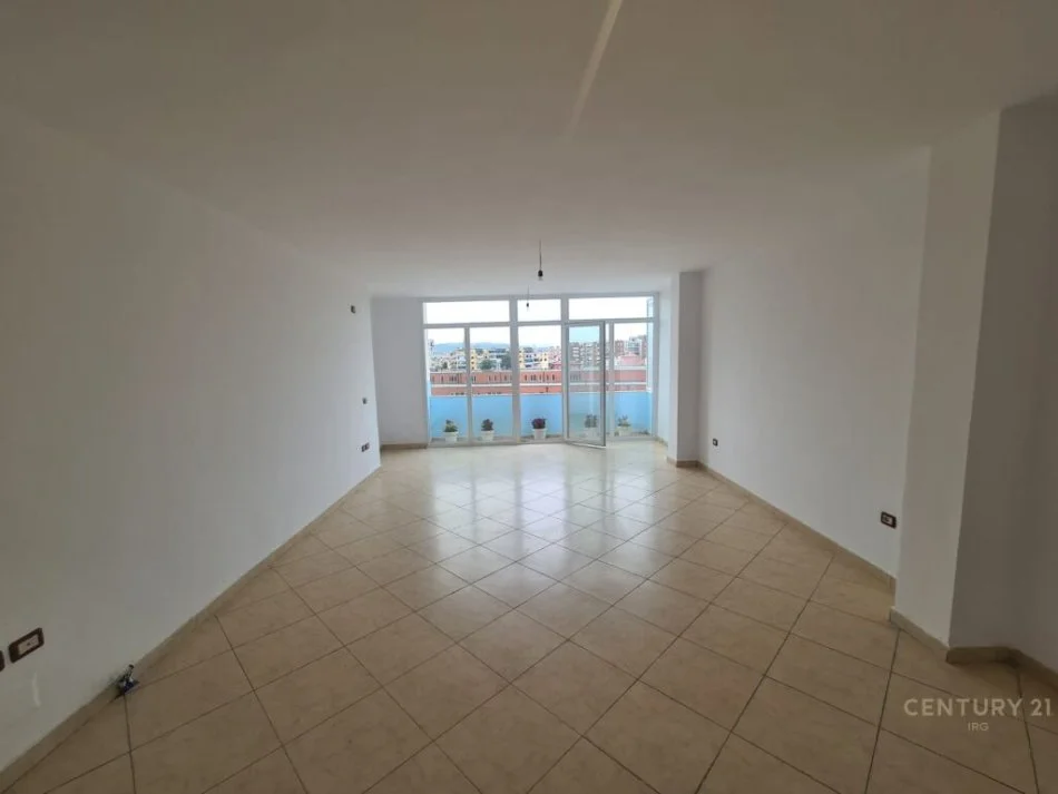 Tirane, shitet apartament 2+1 Kati 5, 122 m² 156.000 € 