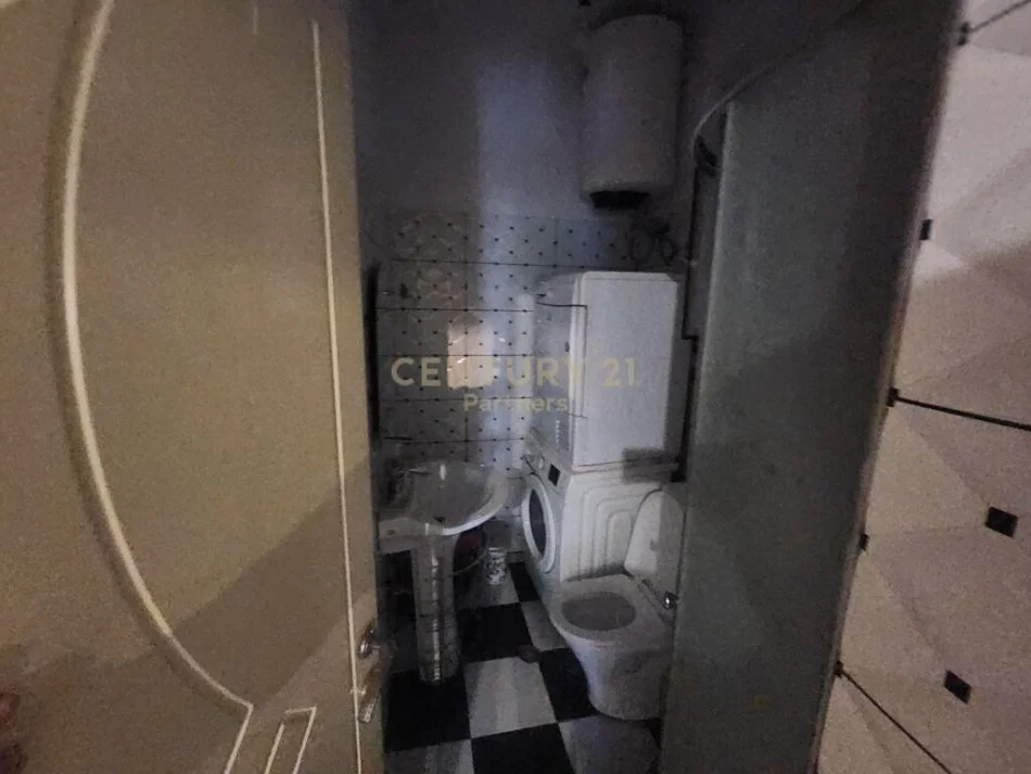 Tirane, shitet apartament 2+1 Kati 1, 70 m² 145.000 € (Margarita Tutulani)