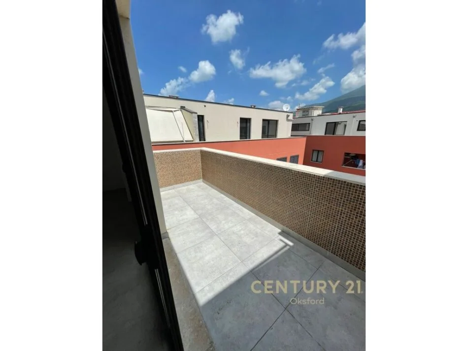 Tirane, shitet apartament 2+1+Aneks+Ballkon Kati 5, 152 m² 156.000 € (Rruga Alajdin Frasheri)