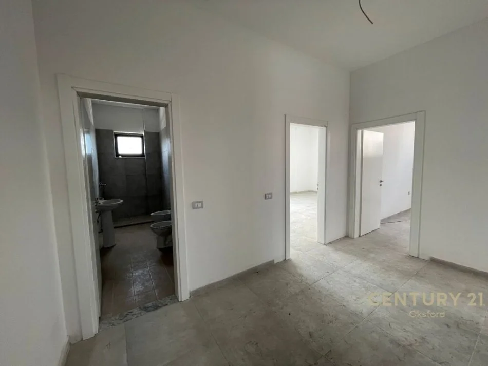 Tirane, shitet apartament 2+1+Aneks+Ballkon Kati 5, 152 m² 156.000 € (Rruga Alajdin Frasheri)