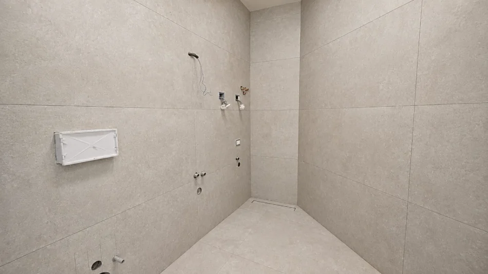 Tirane, shitet apartament 1+1+Ballkon Kati 9, 45 m² 130.000 € (21 Dhjetori)