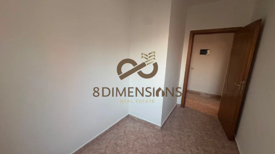 Jepet apartament 2+1 me qera prane Square 21 D8242A-224