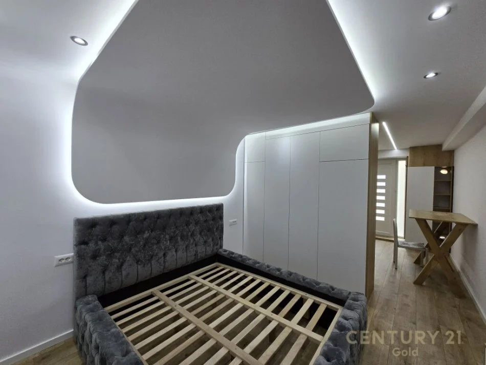 Tirane, jepet me qera apartament 1+1 Kati 1, 30 m² 600 € (21 Dhjetori)