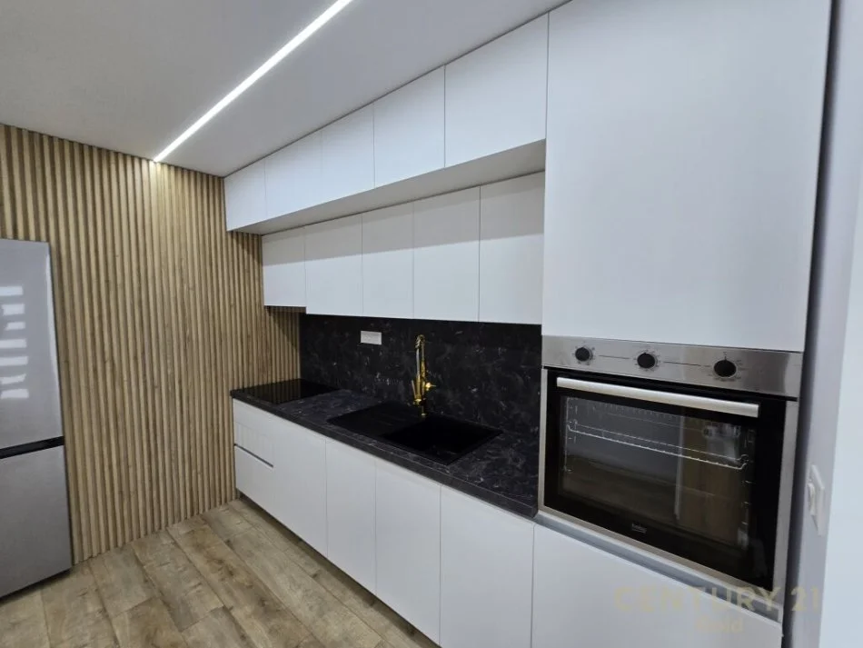 Tirane, jepet me qera apartament 1+1 Kati 1, 30 m² 600 € (21 Dhjetori)