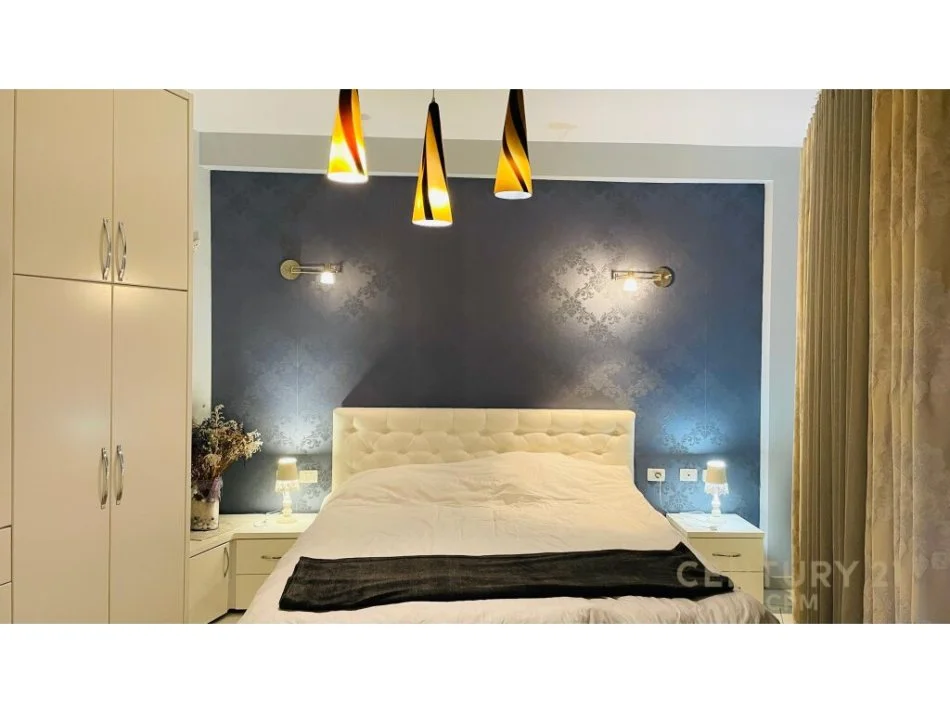 Tirane, jepet me qera apartament 1+1+Ballkon Kati 3, 80 m² 580 € (Prane big Market, Kodra e Diellit)