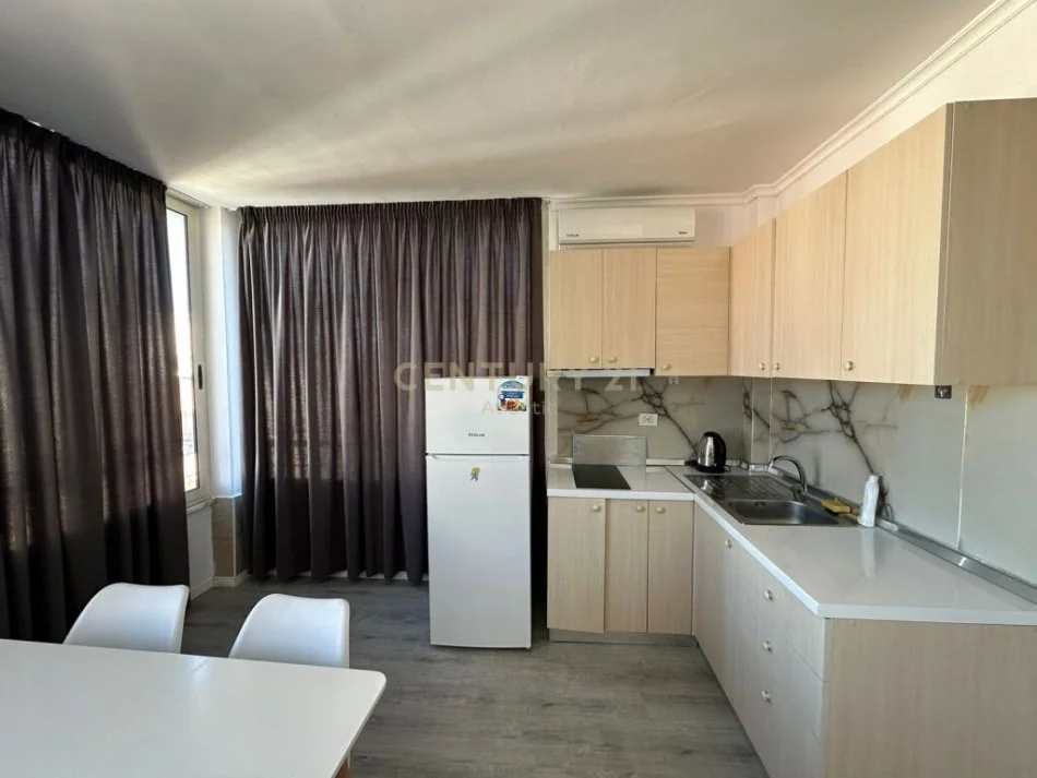 Tirane, shitet apartament 1+1 Kati 5, 43 m² 68.000 € (Golem,Durres)