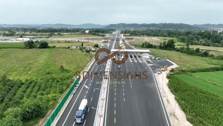 Magazine 1050m2 me qera - Autostrada Kashar-Thumane D822Z-1