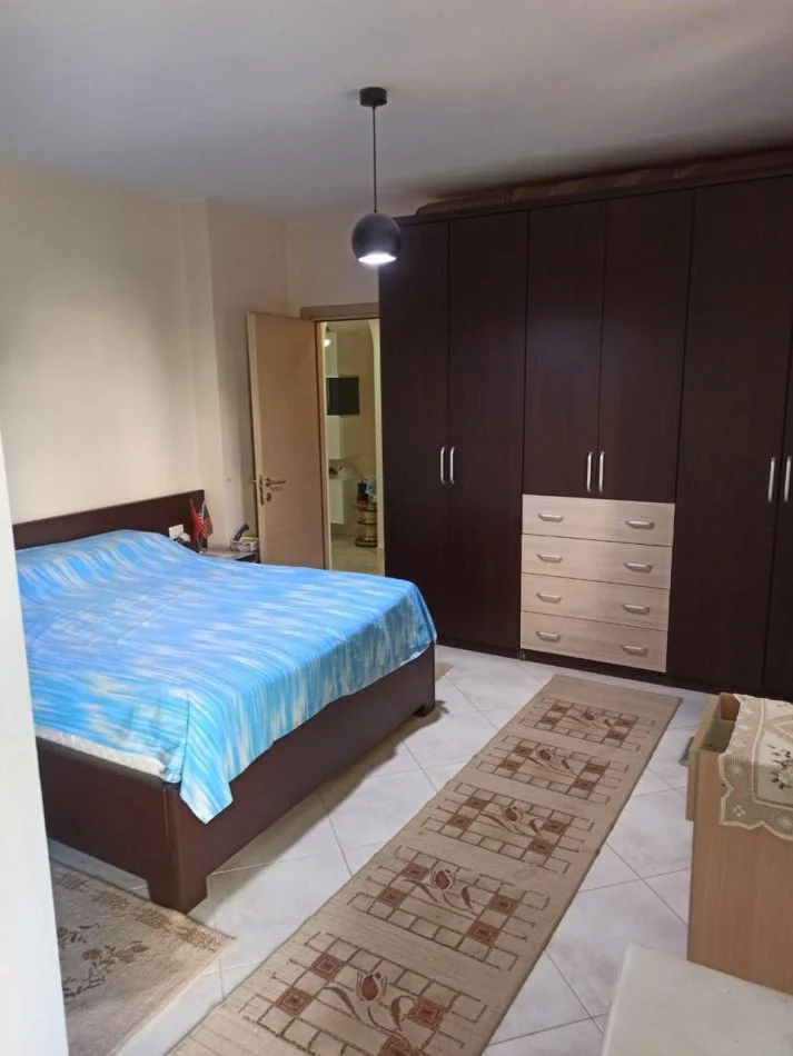 Tirane, shitet apartament 2+1 Kati 5, 122 m² 260.000 € (Liweni i thatë)