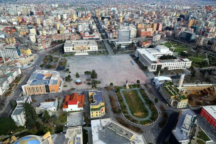 Tirane, shes hotel , 770 m² 2.800.000 € (Sheshi Skenderbej (Qender))