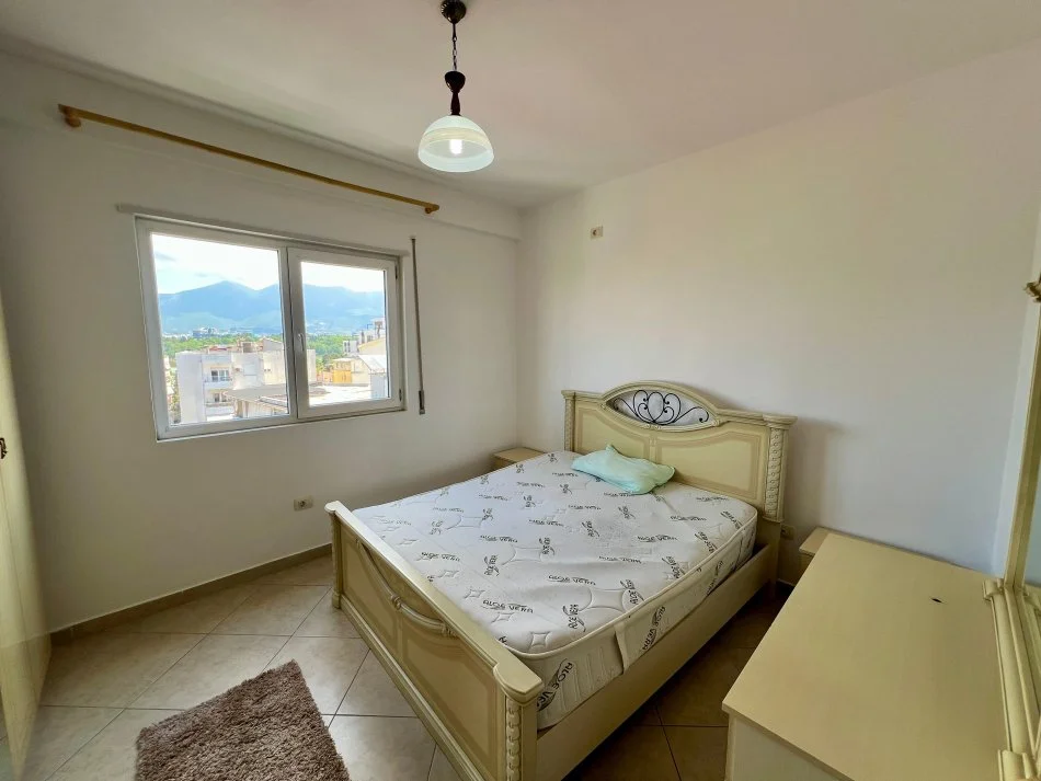 Tirane, jepet me qera apartament 2+1 Kati 6, 105 m² 750 € (Kopshti Zoologjik)