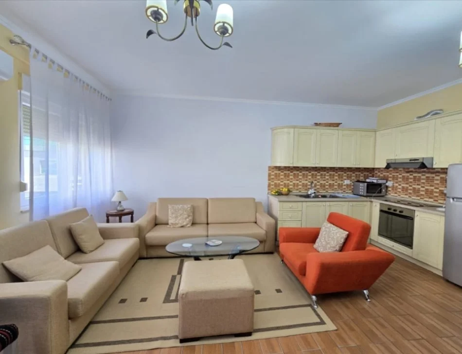 Tirane, jepet me qera apartament 1+1 Kati 5, 600 € (Myslym Shyri)