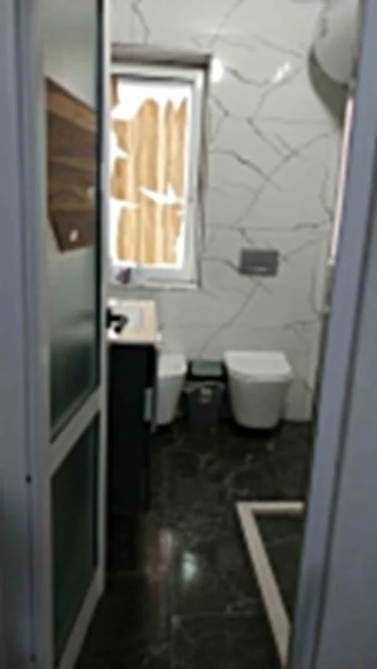 Tirane, jepet me qera apartament 2+1+Ballkon Kati 3, 72 m² 550 € (rruga Myslym Shyri)