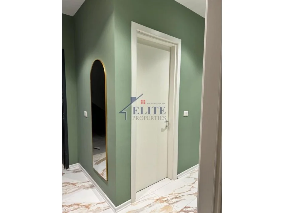 Tirane, jepet me qera apartament 2+1+Ballkon Kati 4, 100 m² 800 € (Don Bosko)