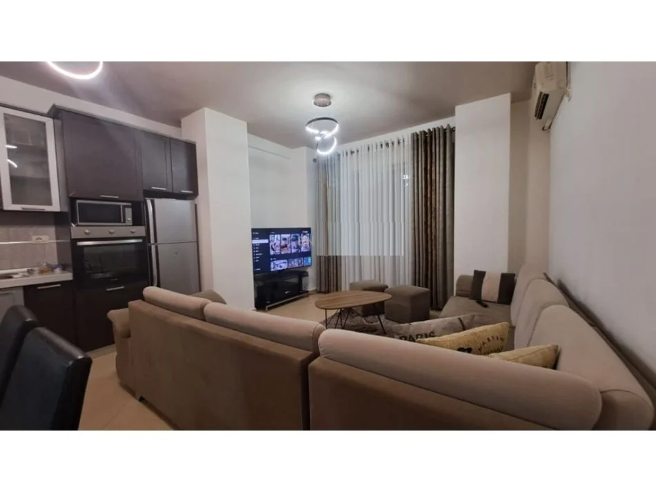 Tirane, shitet apartament 1+1 Kati 1, 65 m² 76.300 € (Fresk)