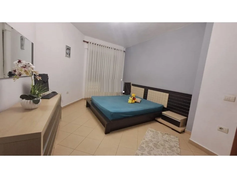 Tirane, shitet apartament 1+1 Kati 1, 65 m² 76.300 € (Fresk)