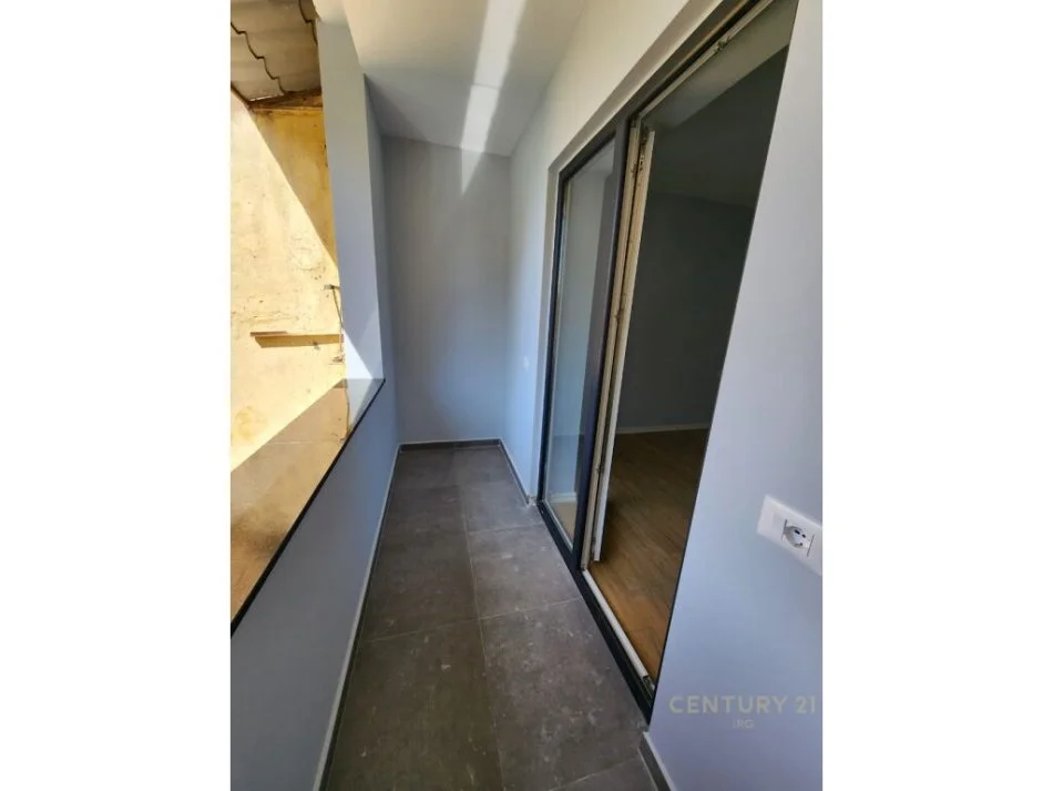 Tirane, shitet apartament 2+1 , 80 m² 145.000 €