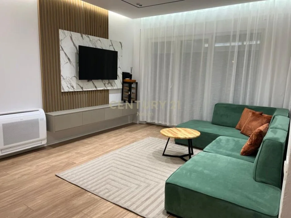 Tirane, jepet me qera apartament 2+1 Kati 3, 100 m² 1.200 € (liqeni)