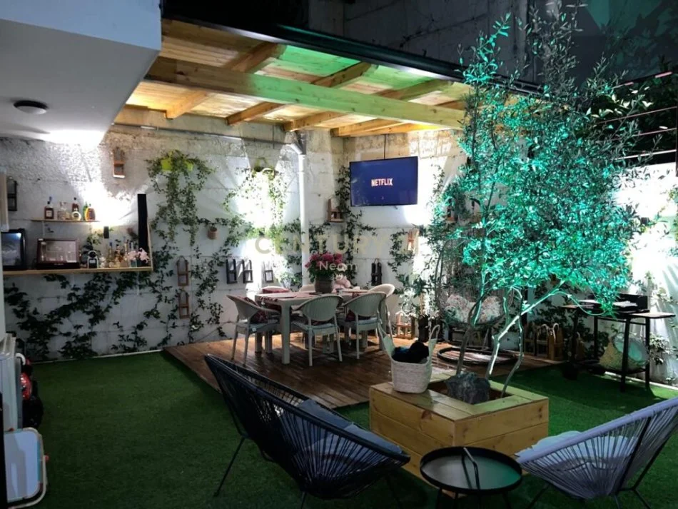 Tirane, jepet me qera apartament 2+1 Kati 3, 100 m² 1.200 € (liqeni)