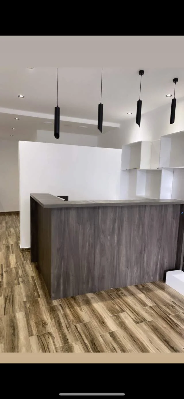 Tirane, jepet me qera ambjent biznesi Kati 0, 50 m² 50.000 Leke (Hamdi garunja)