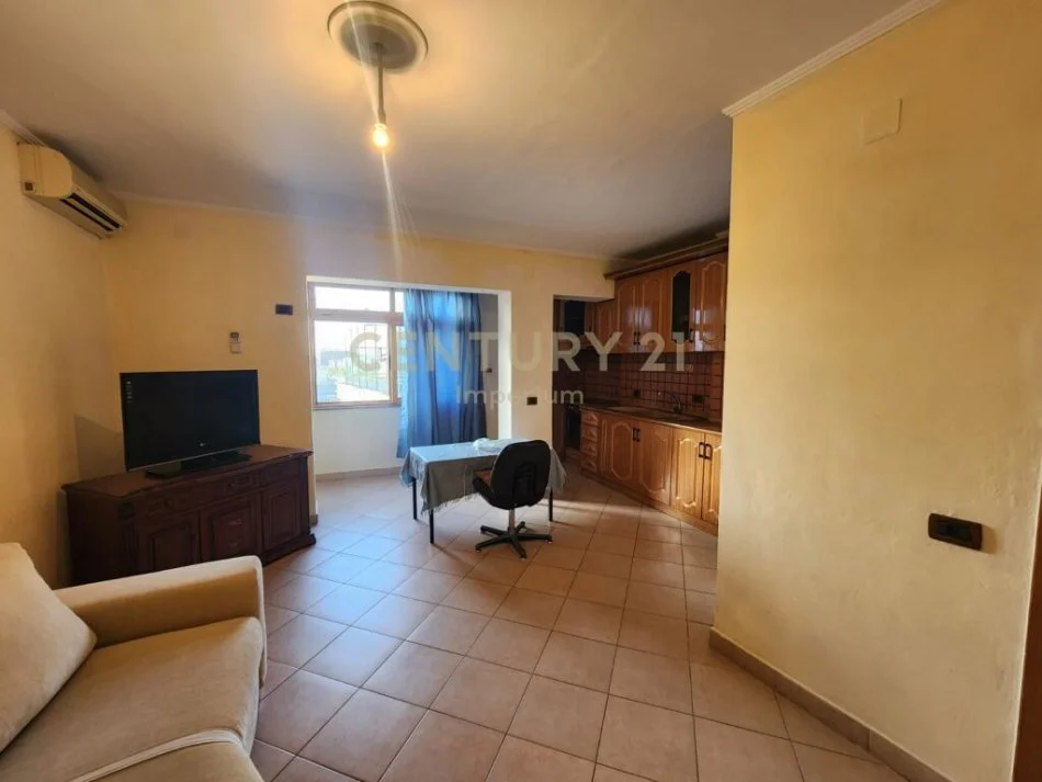 Tirane, jepet me qera apartament Kati 5, 65 m² 400 € (RRUGEN SIRI KODRA)