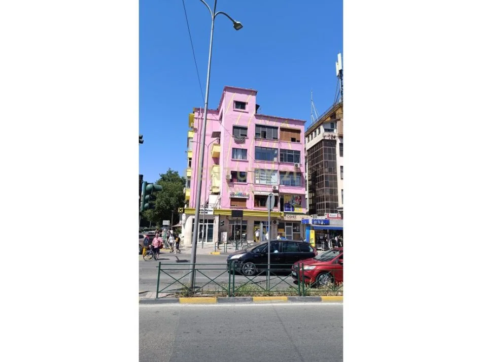 Tirane, jepet me qera apartament 1+1 Kati 5, 58 m² 500 € (21 DHJETORI)